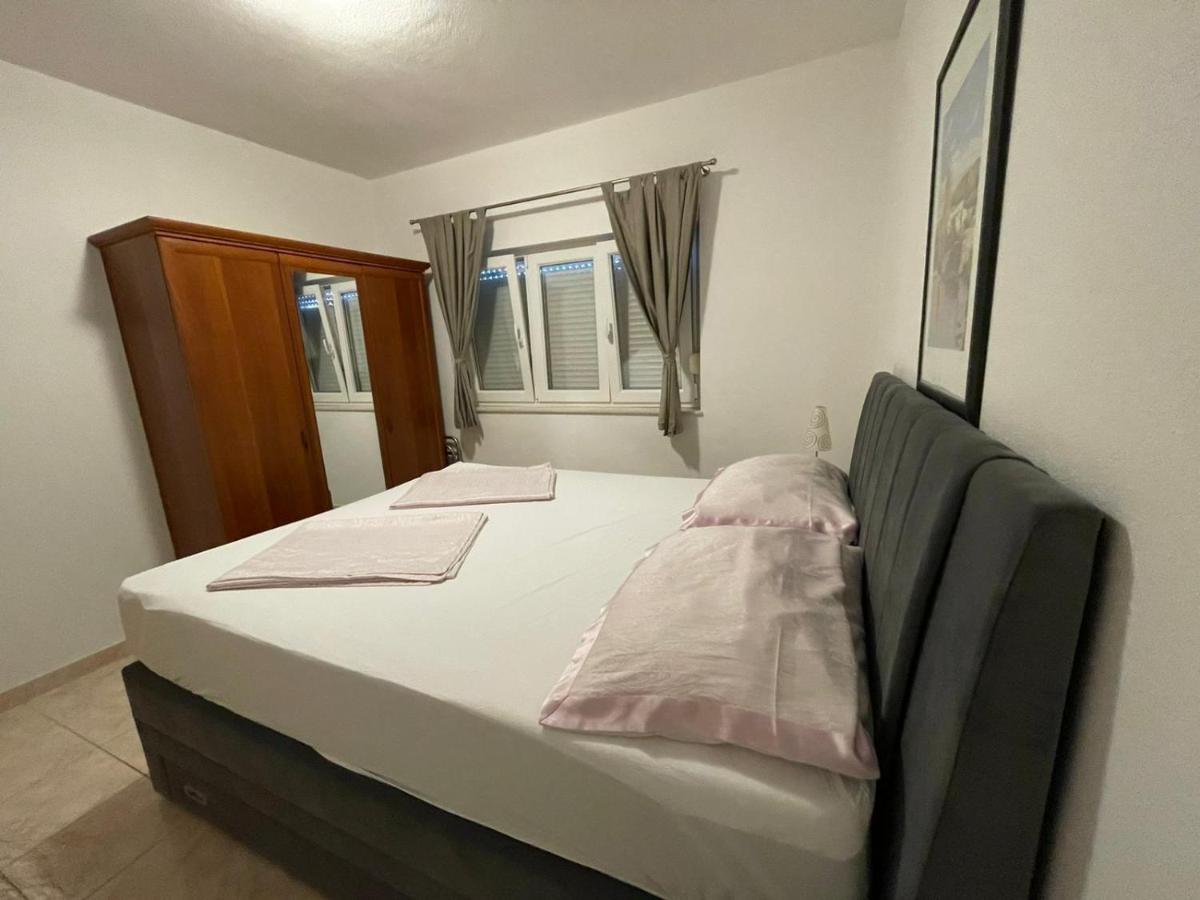Apartments Mavarcica โตรกีร์ ภายนอก รูปภาพ