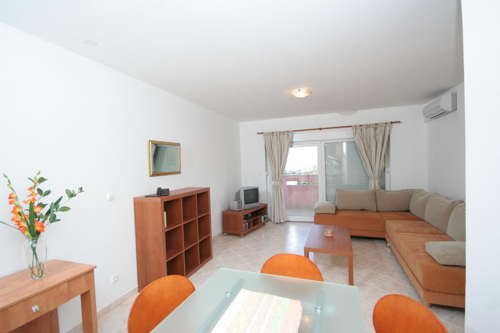 Apartments Mavarcica โตรกีร์ ห้อง รูปภาพ
